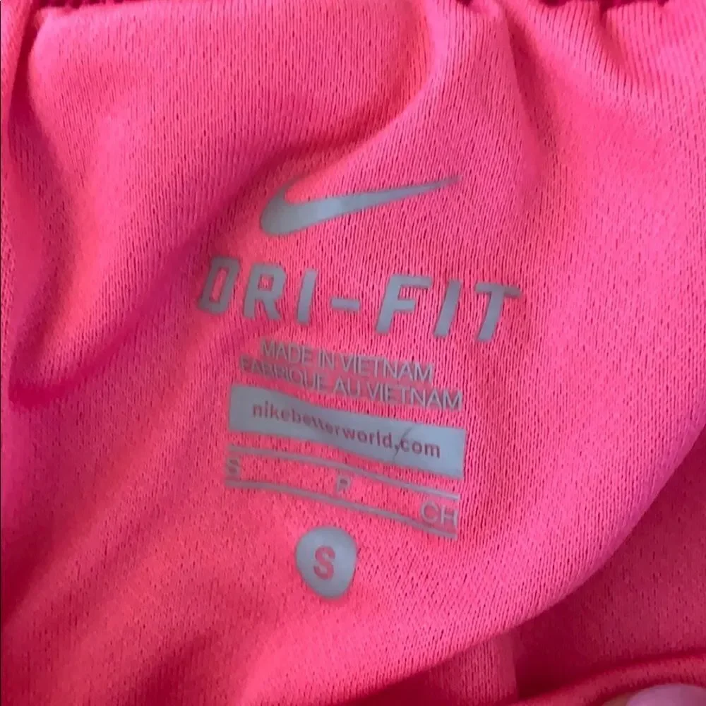 Nike Dry Fit shorts - Picture 2 of 6